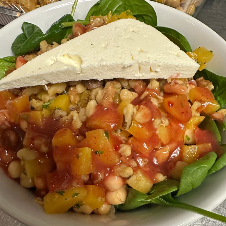 Delicious Spinach Salad